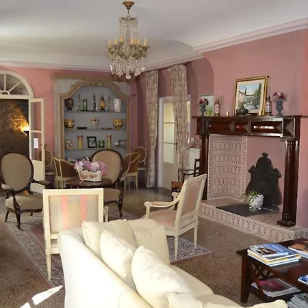 Chateau Entre Et Montagne ヴィラ