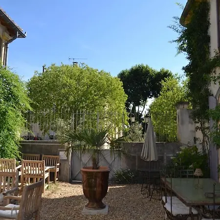 Chateau Entre Et Montagne * Garrigues